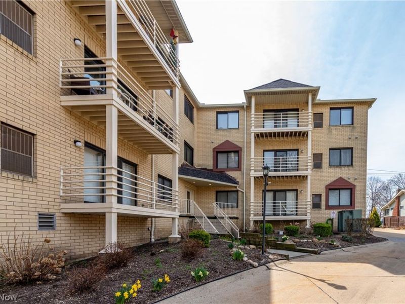 19510 Lorain Road, Unit 201, Fairview Park, OH 44126 Photo 25