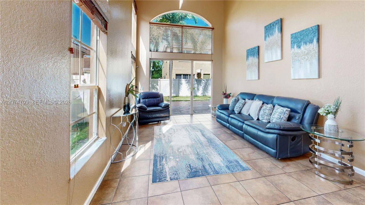 2215 Portofino Ave , Homestead, FL 33033 Photo