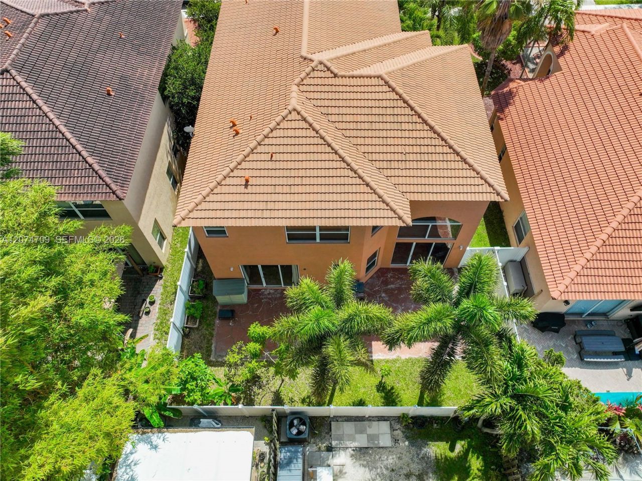 2215 Portofino Ave , Homestead, FL 33033 Photo