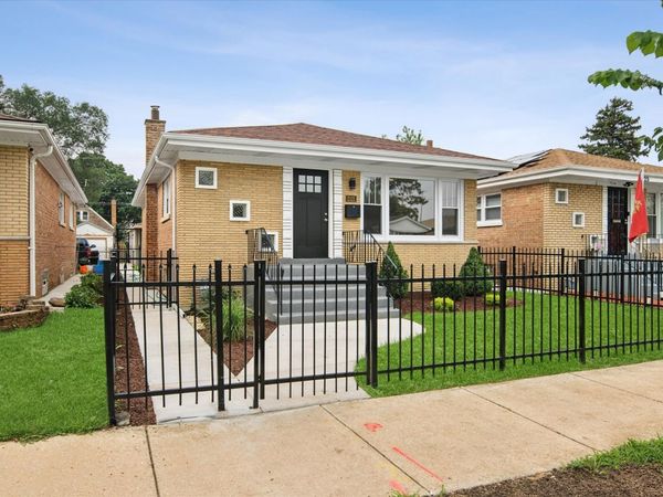 2121 W 71st Place, Chicago, IL 60636