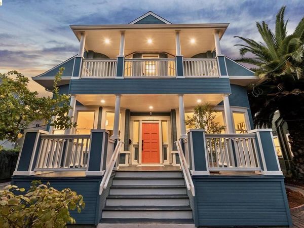 1883 Harmon St, Berkeley, CA 94703