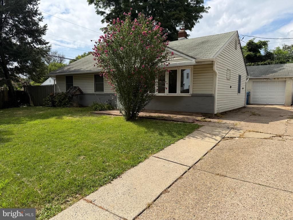 2718 BELLVIEW DRIVE, BENSALEM, PA 19020