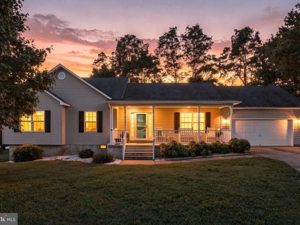 91 PIN OAK COURT, MAURERTOWN, VA 22644