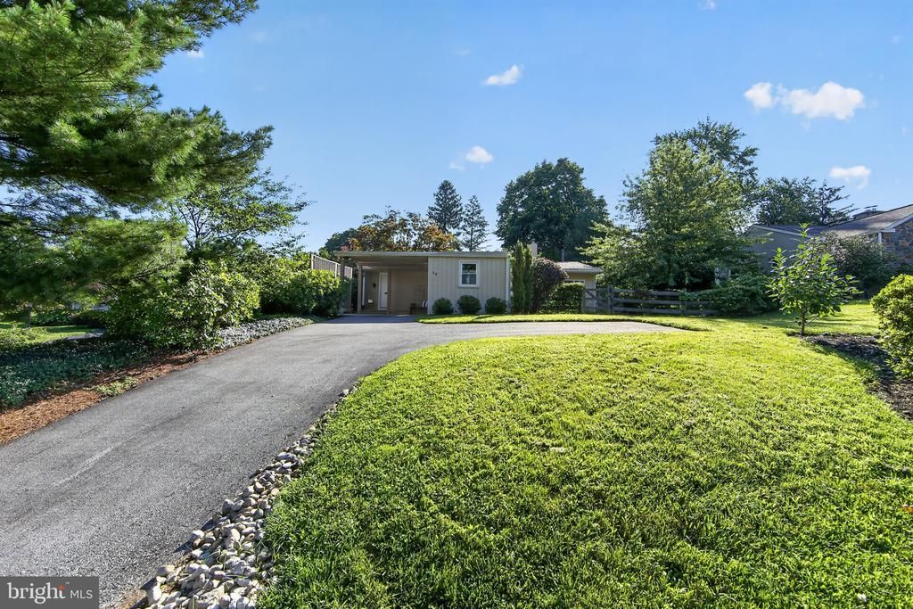 14 W GOLF CLUB LANE, PAOLI, PA 19301