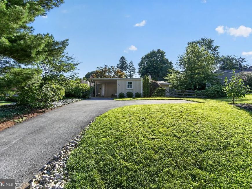 14 W Golf Club Lane, Paoli, PA 19301 Main Photo