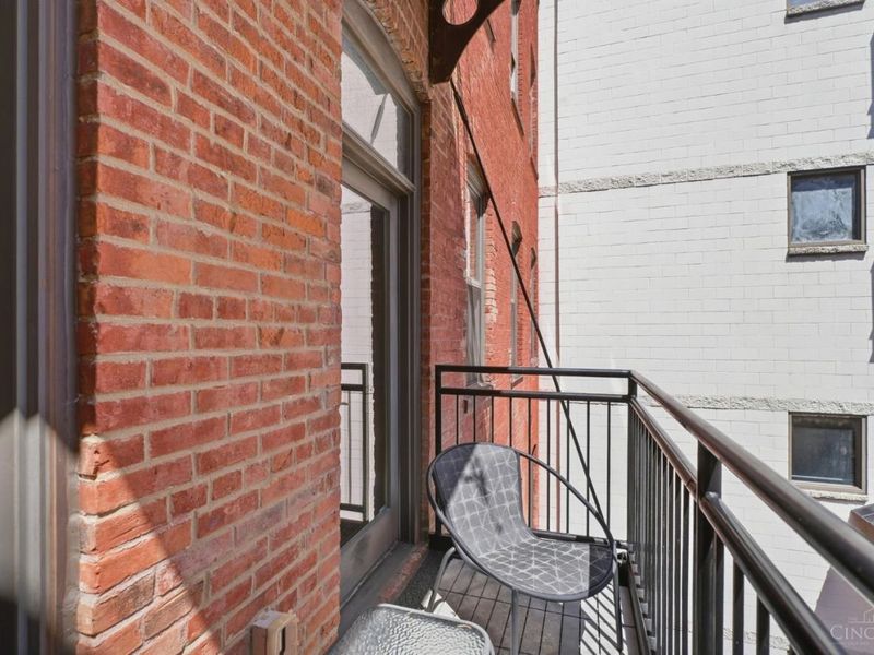 214 E Fourteenth Street, Unit 3B, Cincinnati, OH 45202 Photo 15