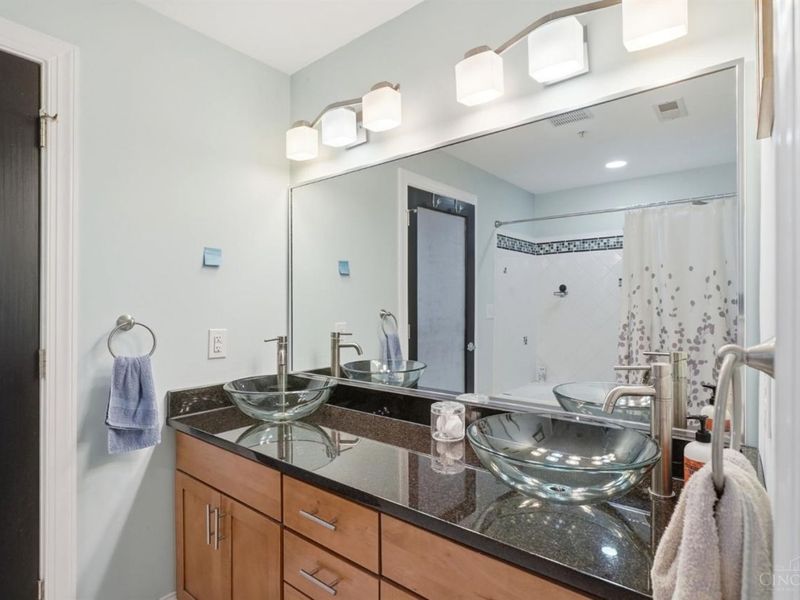 214 E Fourteenth Street, Unit 3B, Cincinnati, OH 45202 Photo 22