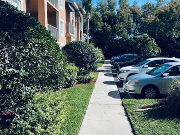 1280 Wildwood Lakes BLVD S, Unit 201, NAPLES, FL 34104