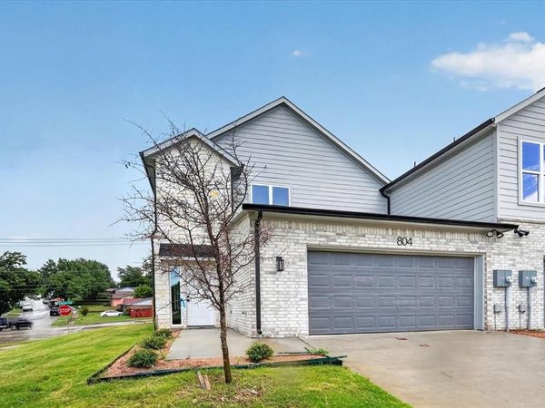 806 Premier, Grand Prairie, TX 75051