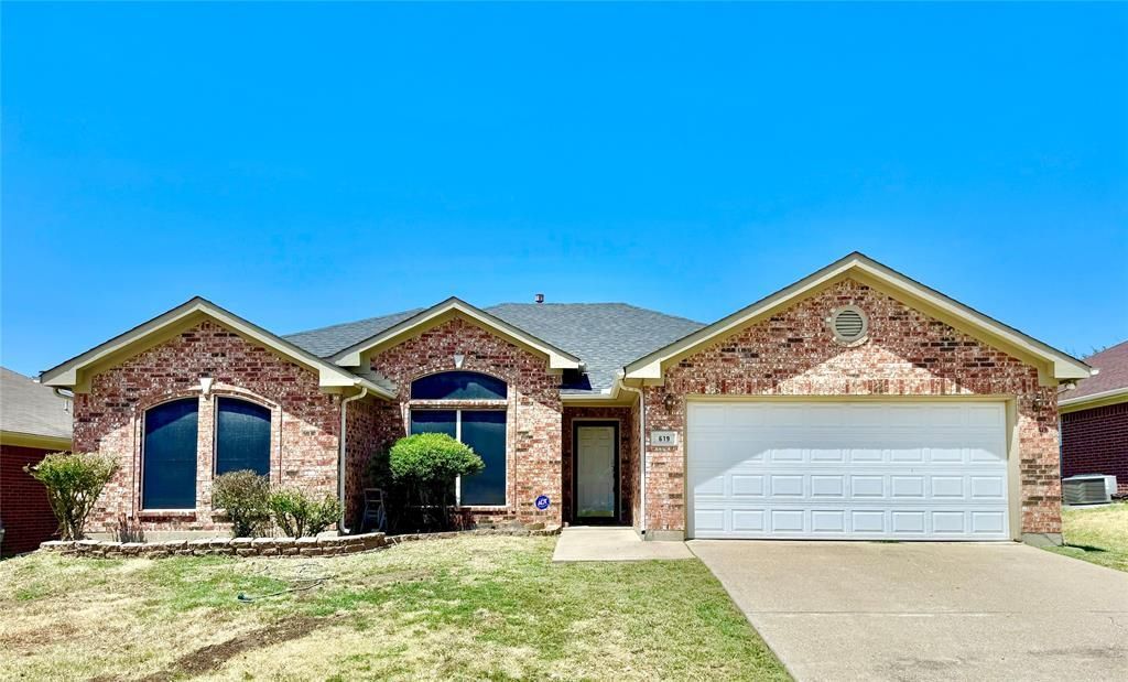 619 Douglas Drive, Mansfield, TX 76063 Main Photo