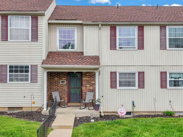 413 Williamsburg Lane NW, Unit E, Lancaster, OH 43130