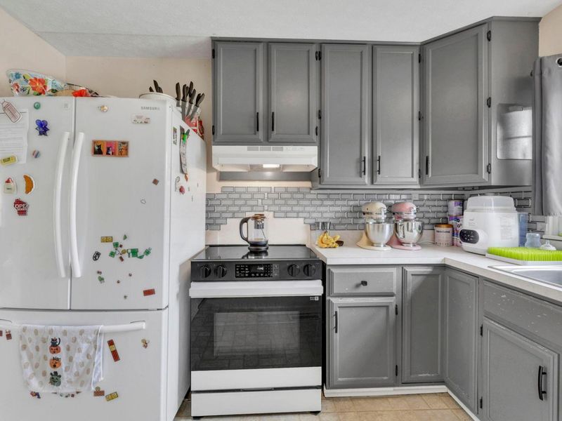 413 Williamsburg Lane NW, Unit E, Lancaster, OH 43130 Photo 9