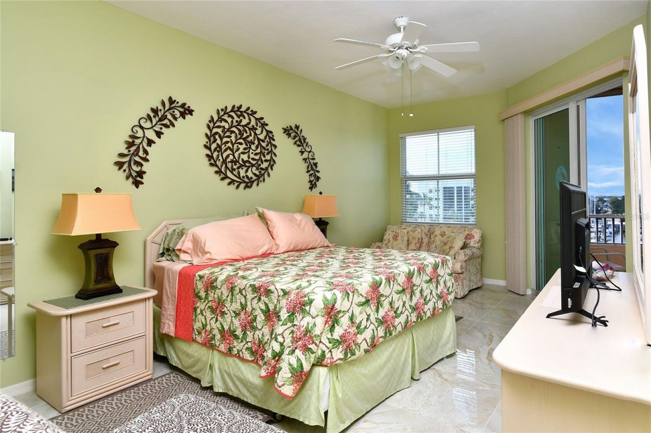 2060 Matecumbe Key Road, Unit 2402, Punta Gorda, FL 33955 Photo