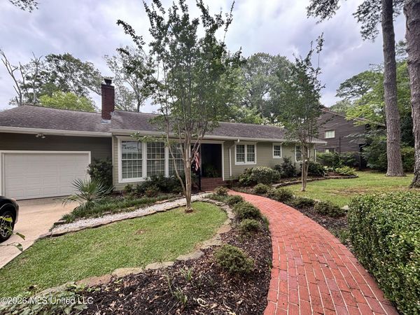 1004 Buckley Drive, Jackson, MS 39206