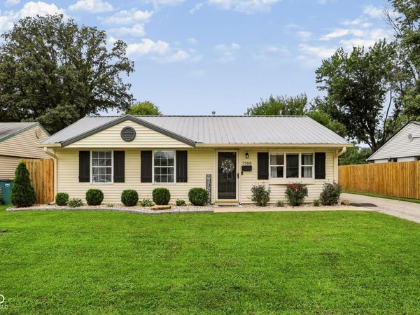 1566 Roberts Road, Franklin, IN 46131