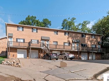 1901 Winnie Drive, Unit 5, Bellevue, NE 68005