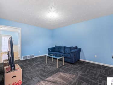 190 Winnie Drive, Unit 5, Bellevue, NE 68005