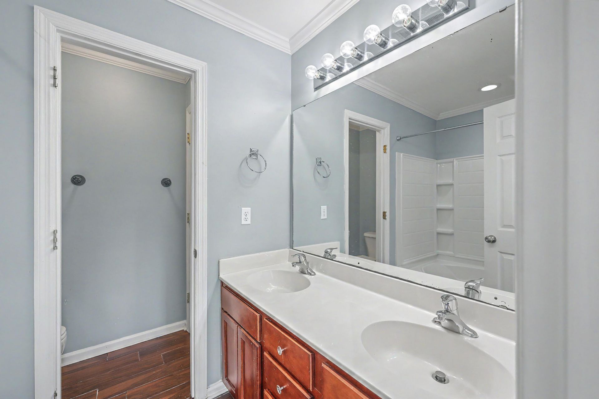 141 Darcy Avenue Photo 19