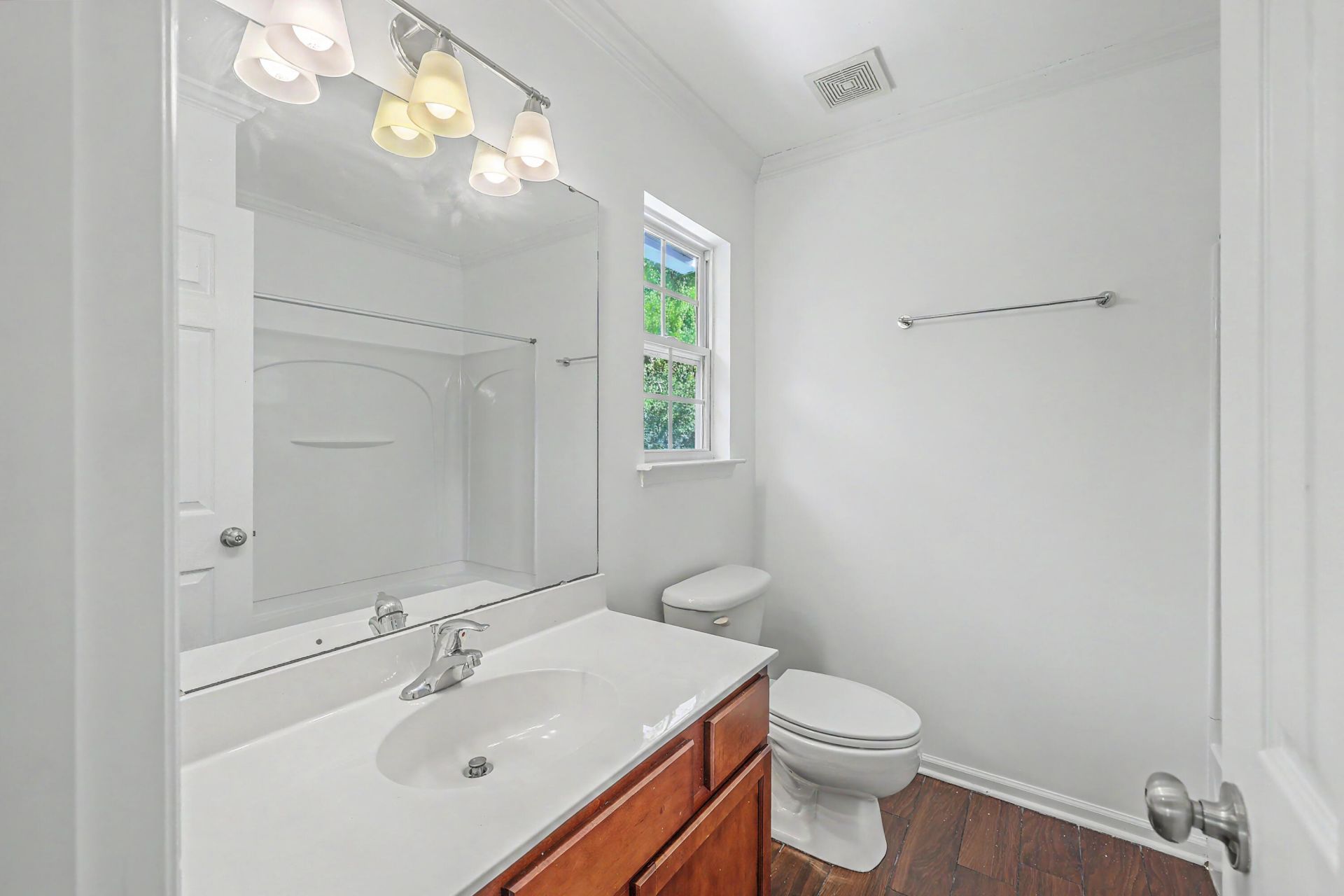 141 Darcy Avenue Photo 25