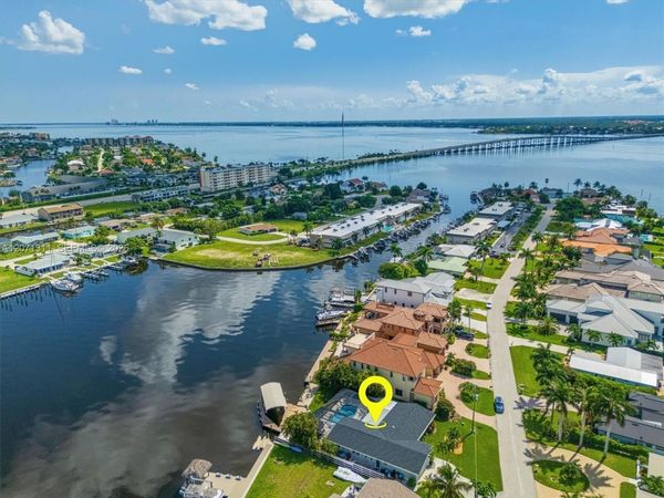 1633 Edith Esplande , Cape Coral, FL 33904