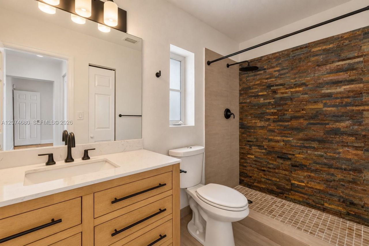 447 Blue Rd, Coral Gables, FL 33146 Photo