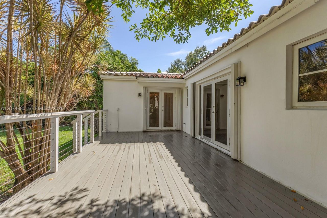 447 Blue Rd, Coral Gables, FL 33146 Photo