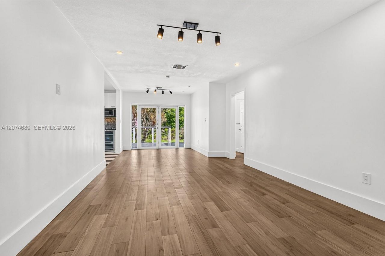 447 Blue Rd, Coral Gables, FL 33146 Photo