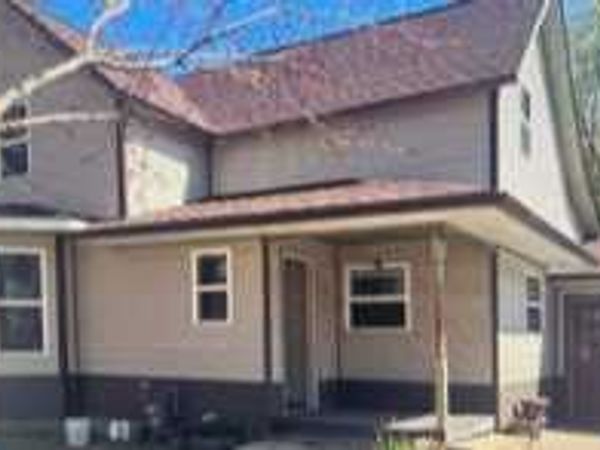 718 9th Street N, Mountain Lake, MN 56159