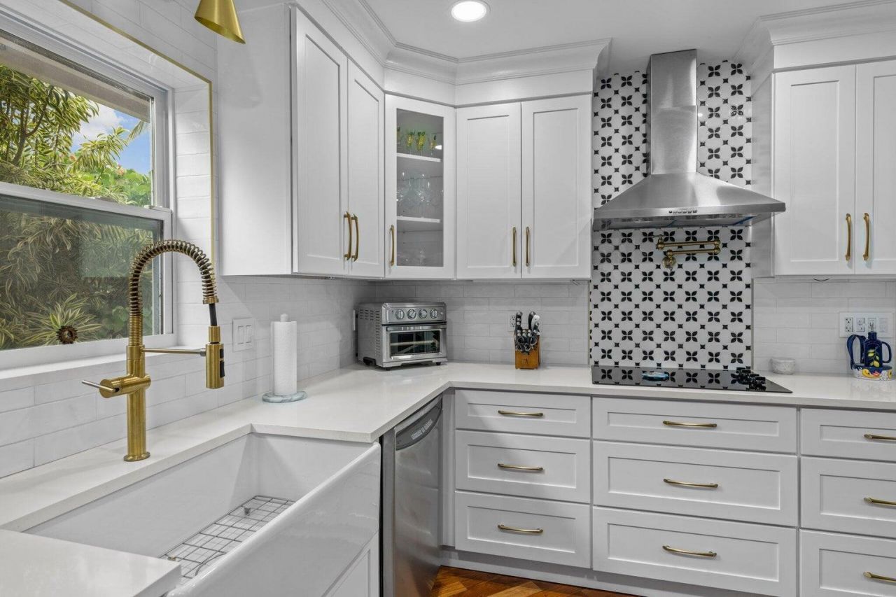 3929 Lowson Boulevard, Delray Beach, FL 33445 Photo
