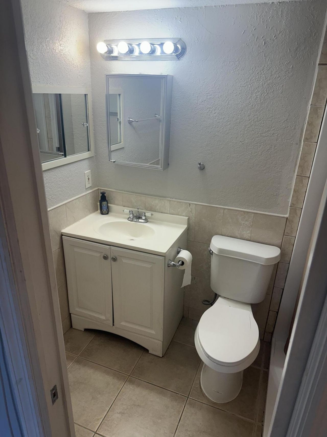 128 Norwich F, West Palm Beach, FL 33417 Photo