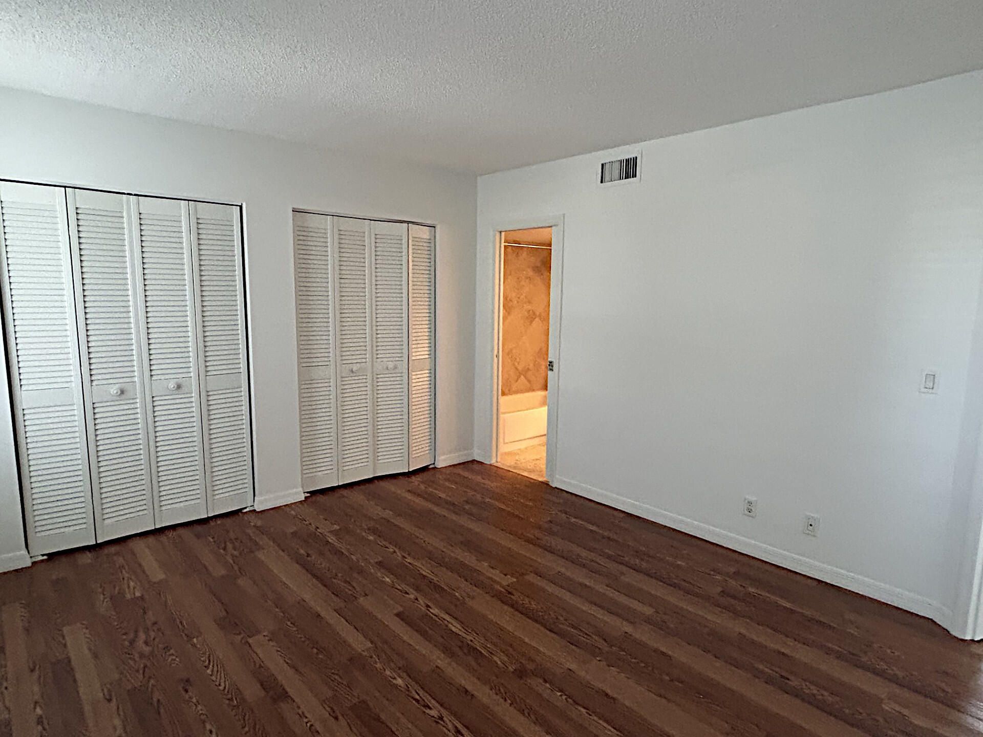 342 Southwind Drive, Unit 203, North Palm Beach, FL 33408 Photo
