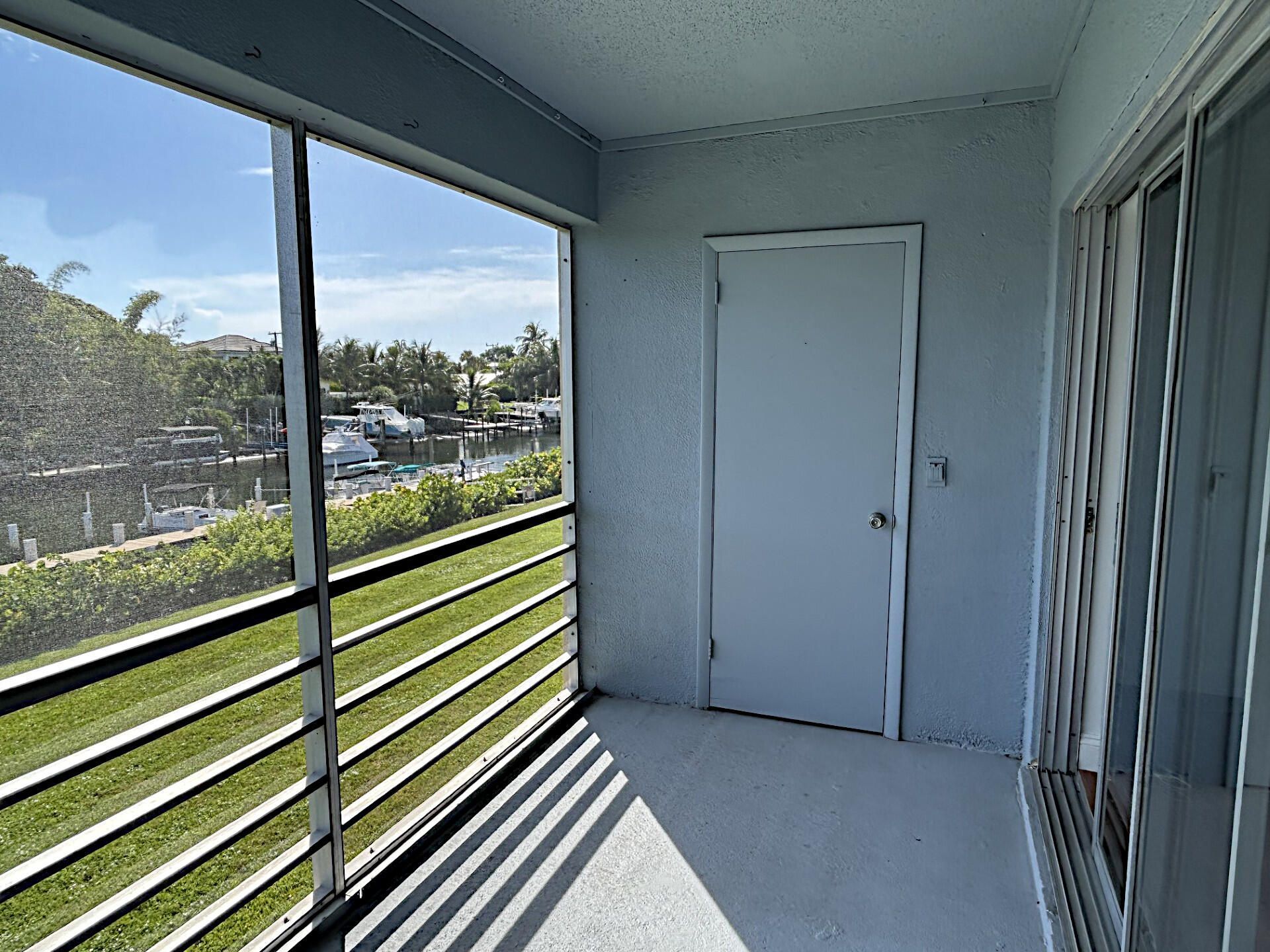 342 Southwind Drive, Unit 203, North Palm Beach, FL 33408 Photo