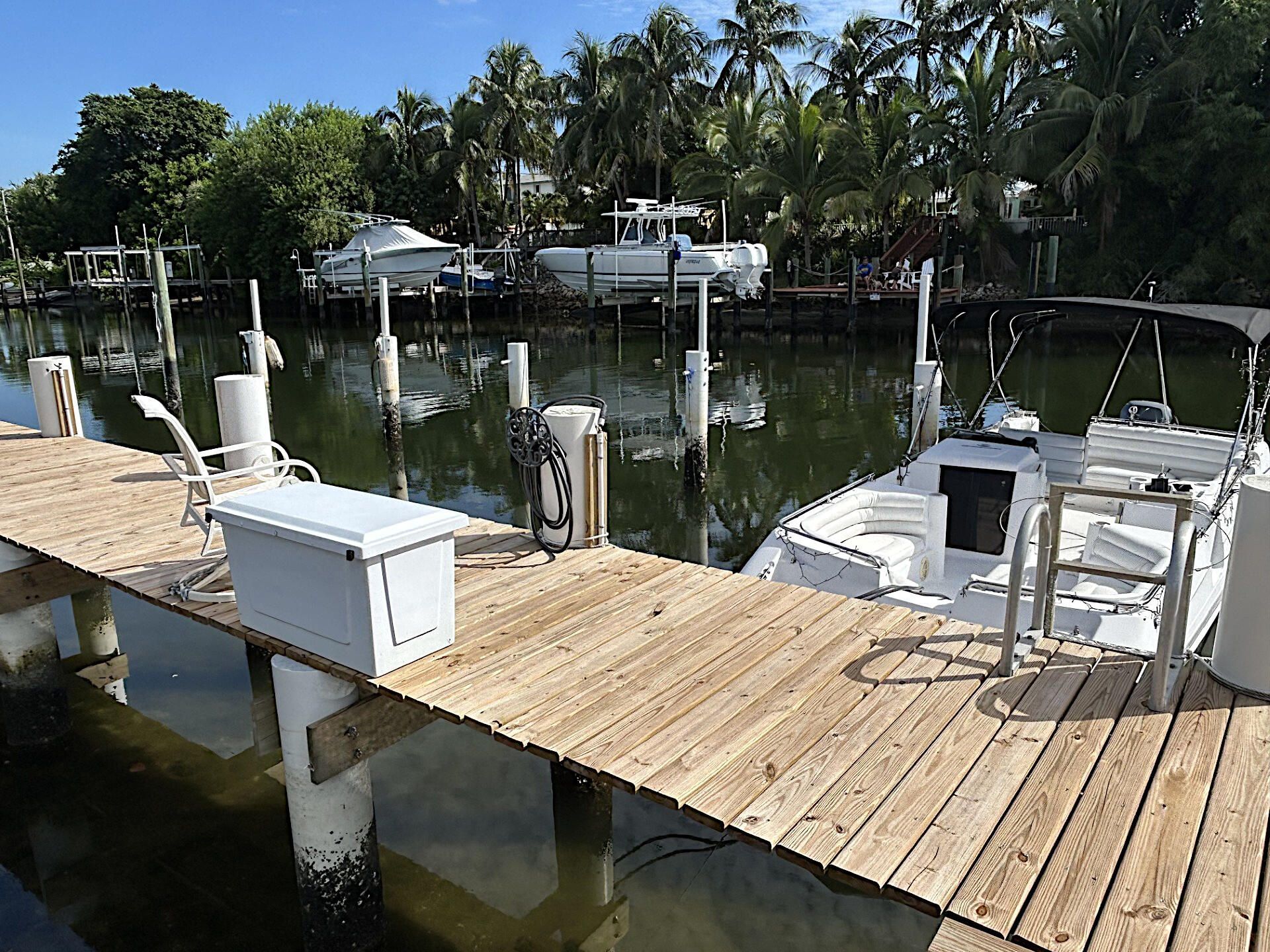 342 Southwind Drive, Unit 203, North Palm Beach, FL 33408 Photo