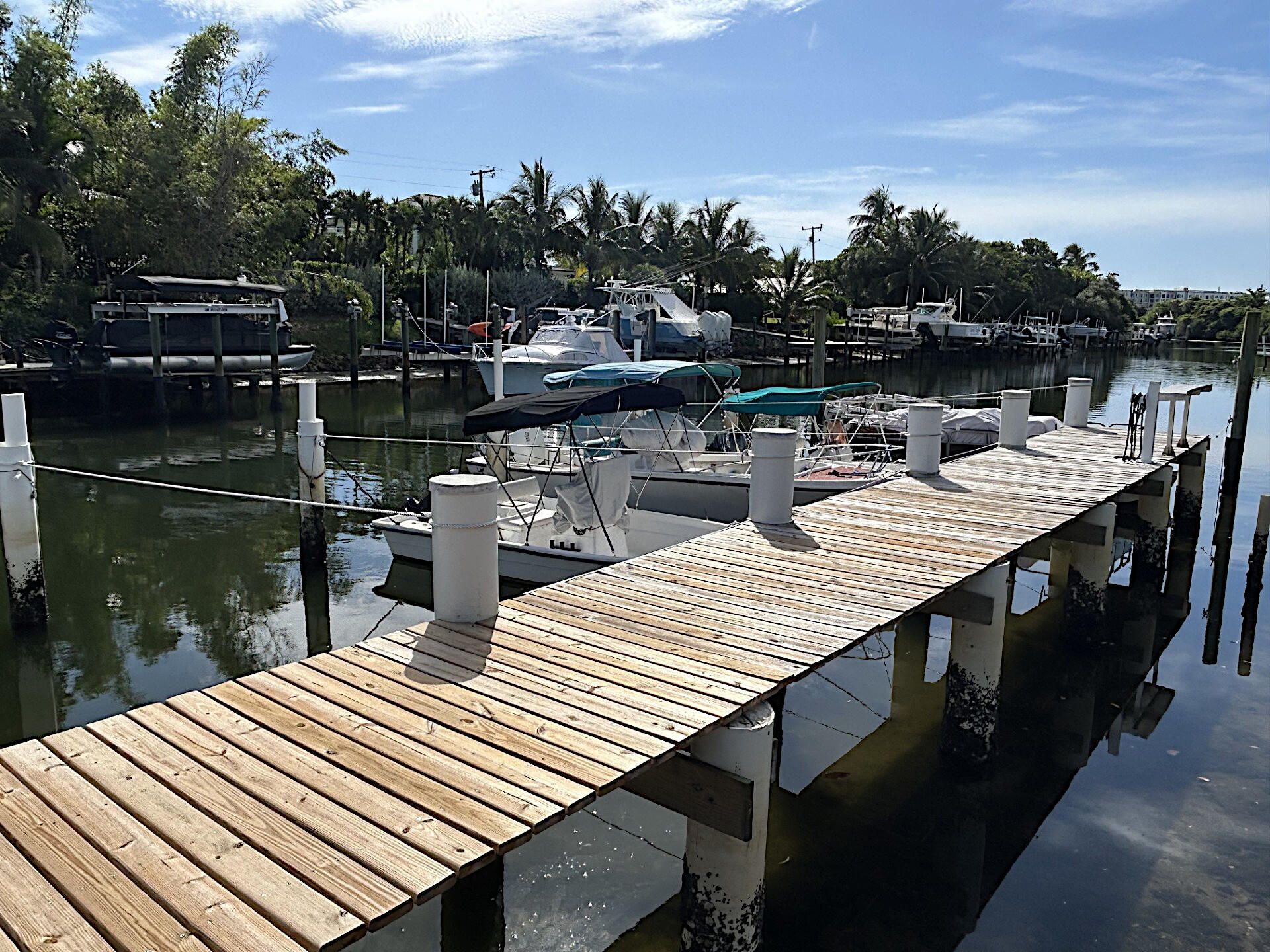 342 Southwind Drive, Unit 203, North Palm Beach, FL 33408 Photo