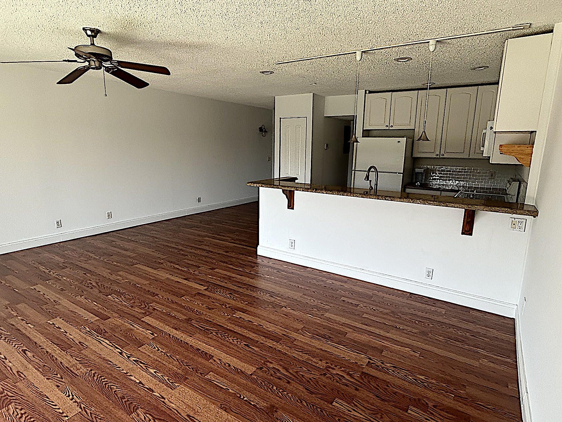 342 Southwind Drive, Unit 203, North Palm Beach, FL 33408 Photo