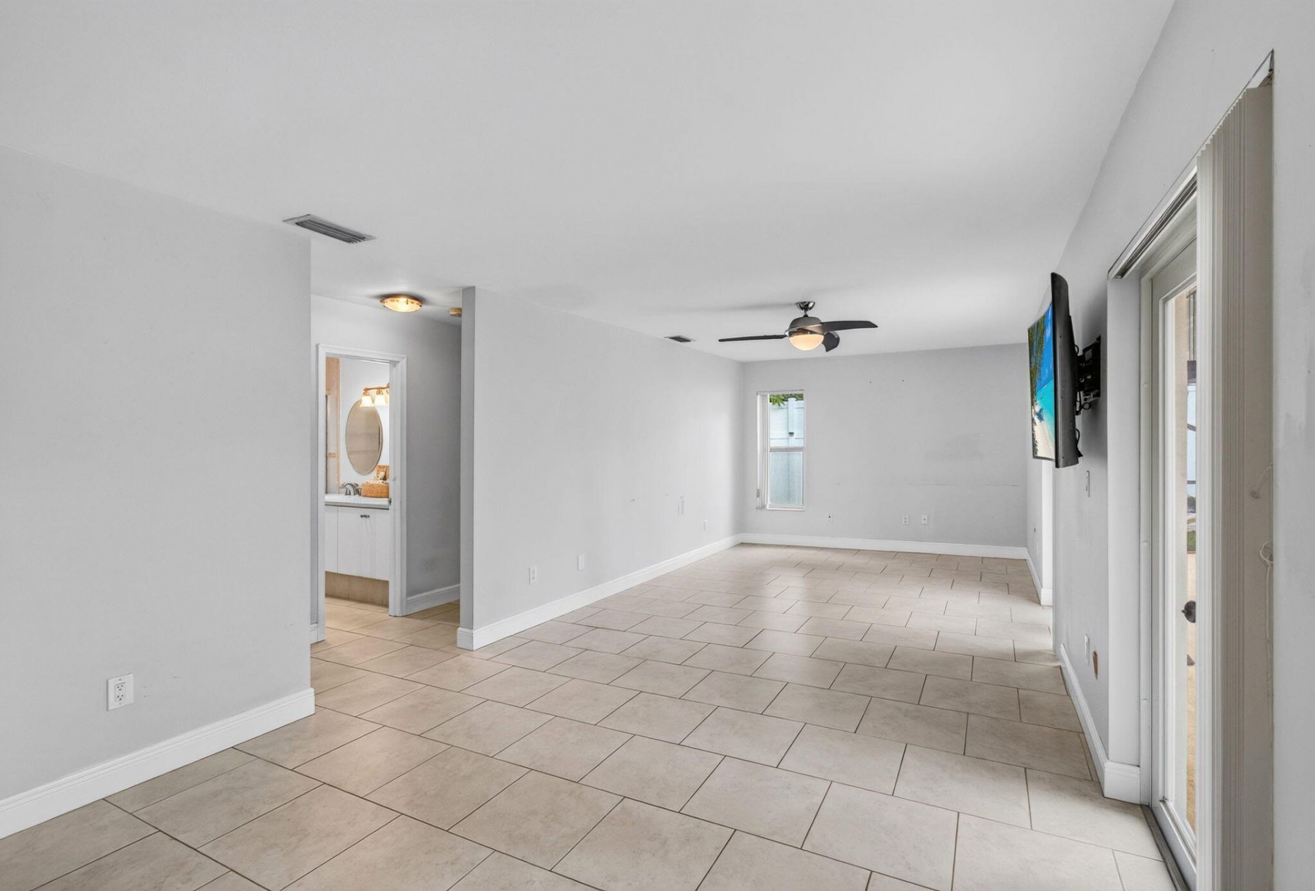 586 NW 45th Way, Delray Beach, FL 33445 Photo