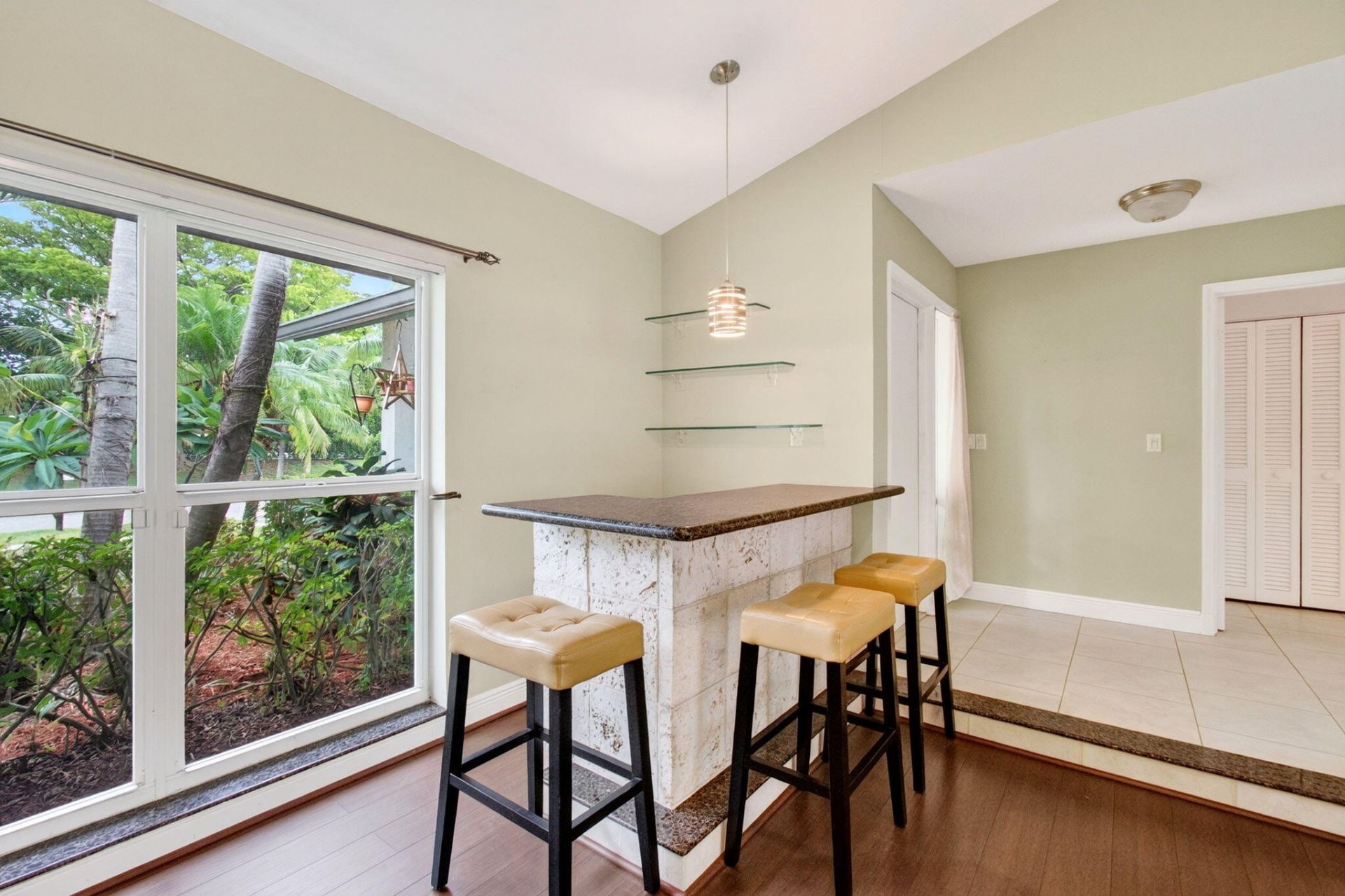 586 NW 45th Way, Delray Beach, FL 33445 Photo