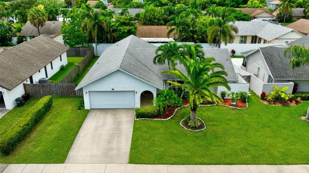 586 NW 45th Way, Delray Beach, FL 33445 Photo
