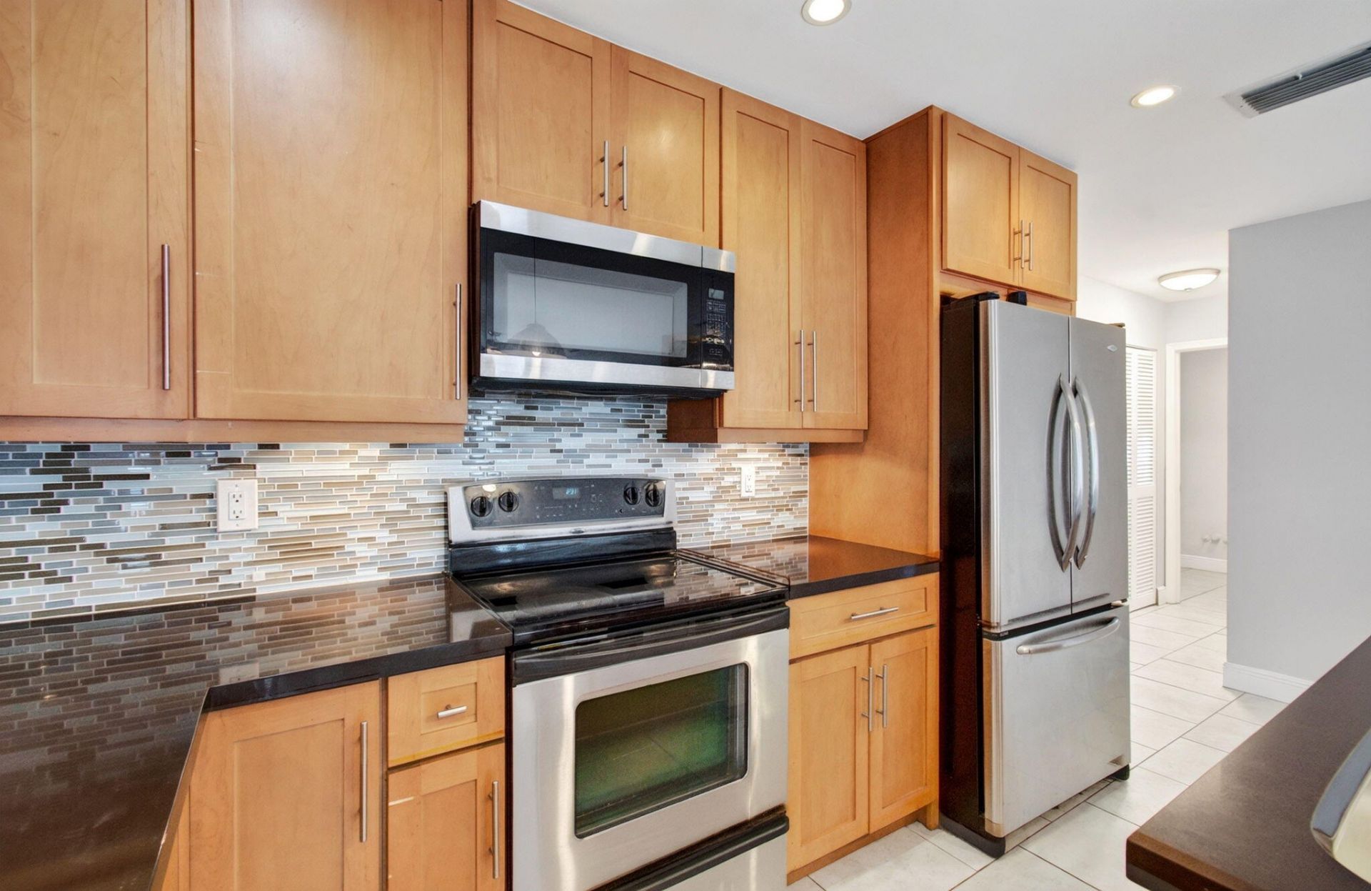 586 NW 45th Way, Delray Beach, FL 33445 Photo