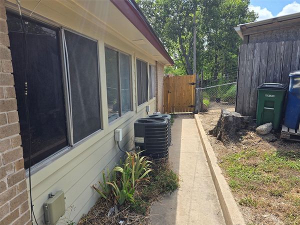 202 Northcrest CIR, Unit D, Austin, TX 78752