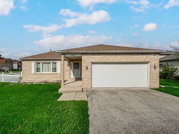 322 Central Avenue , Matteson, IL 60443