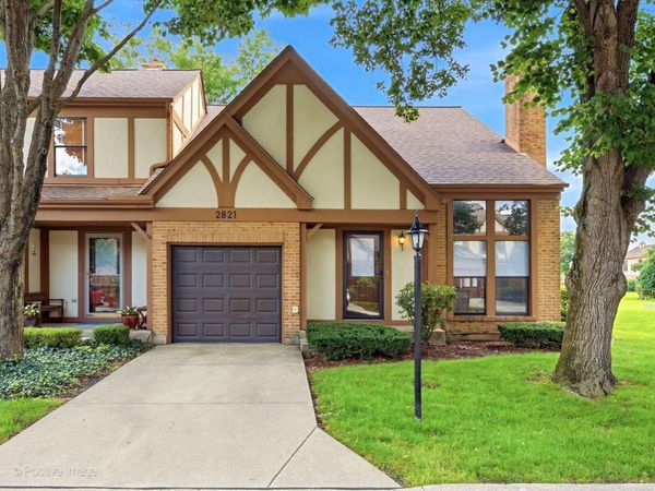 2821 Ashton Court , Westchester, IL 60154