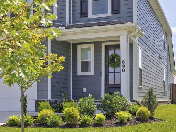 690 Conifer Dr, Spring Hill, TN 37174