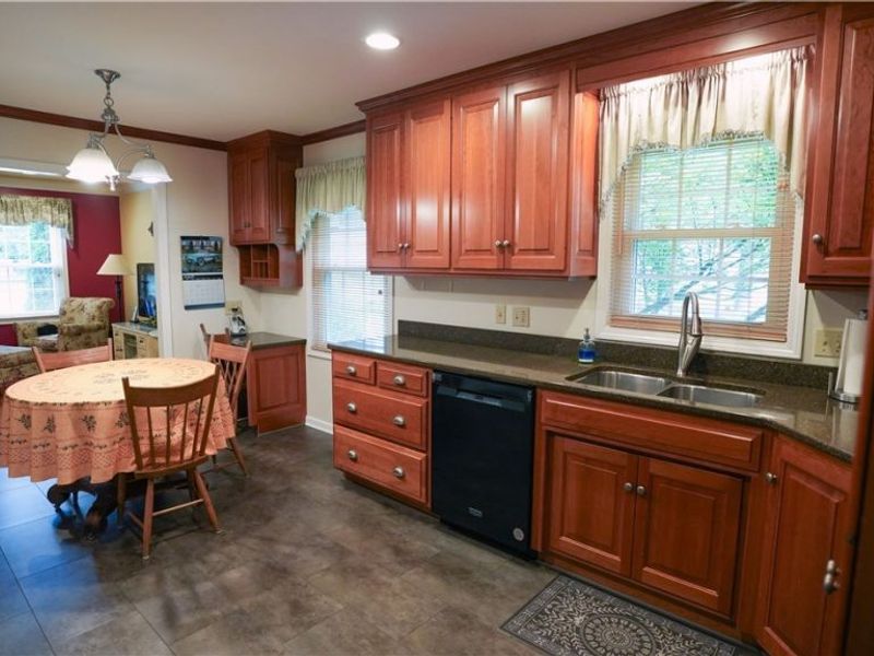8154 Glenwood Avenue, Boardman, OH 44512 Photo 9