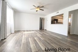 2000 Greens Blvd. photo 4