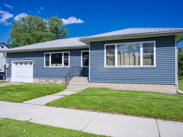 1016 Academy Street, Elroy, WI 53929