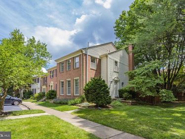 2937 VILLAGE SPRING LANE, VIENNA, VA 22181