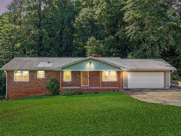 4405 Hide A Way Drive , Austell, GA 30106