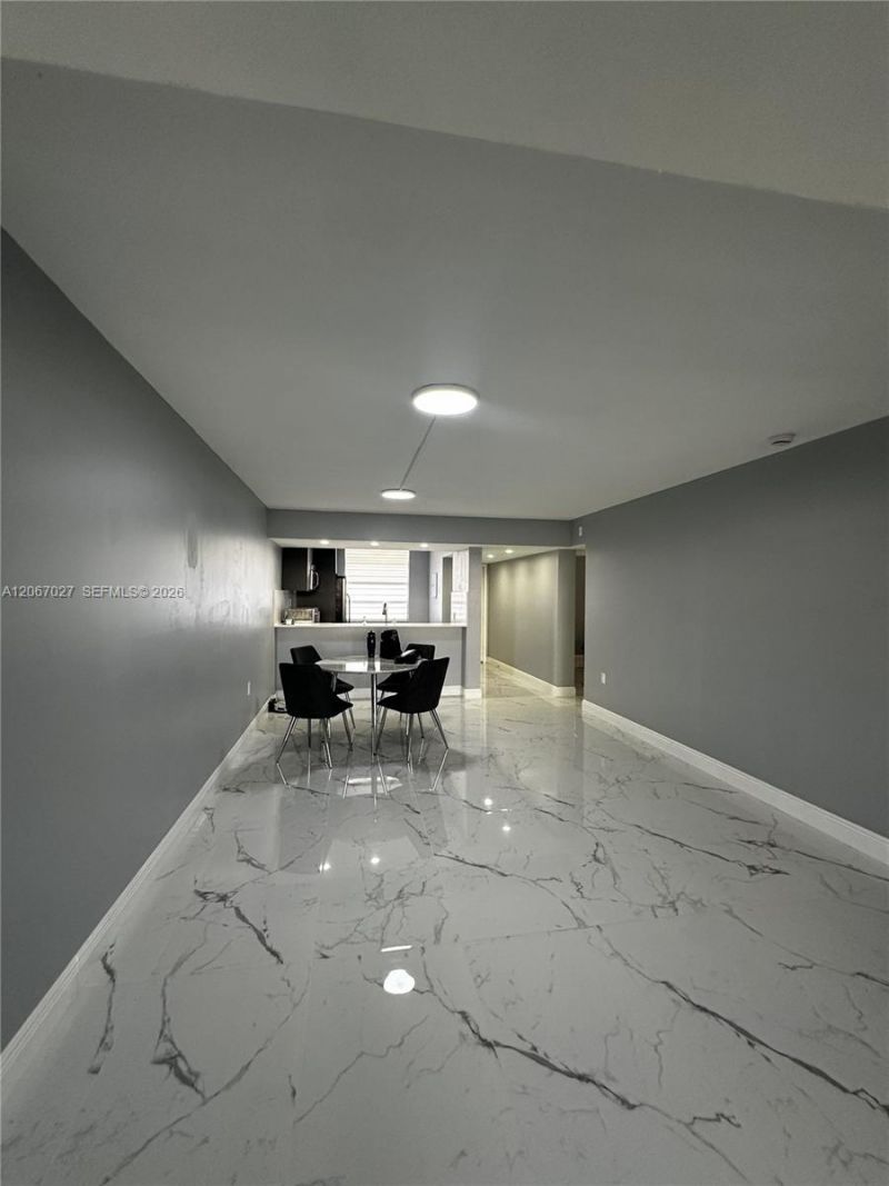 1719 Whitehall Dr , Unit 105, Davie, FL 33324 Photo