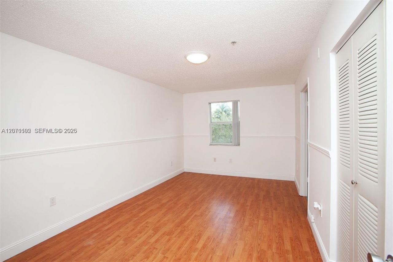 771 N Pine Island Rd, Unit 214, Plantation, FL 33324 Photo